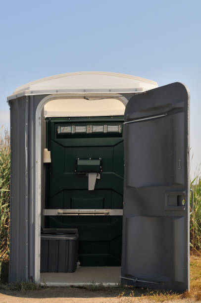 Best Portable restroom trailer rental  in Middlebranch, OH